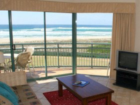 Currumbin Sands Holiday Apartments - Palm Beach Accommodation 0