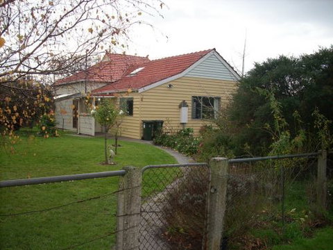 Whitelaw's Rest - Palm Beach Accommodation 2