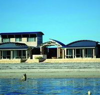 Baird Bay Ocean Eco Apartments - Palm Beach Accommodation