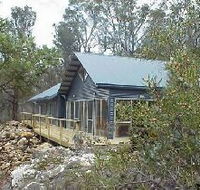Blue Lake Lodge accommodation - Palm Beach Accommodation