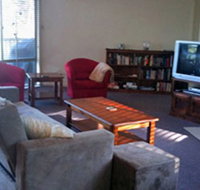Grass-Tree - Palm Beach Accommodation
