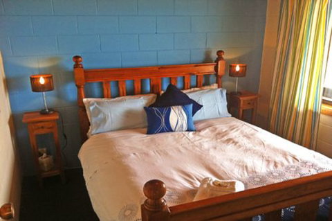 Beachcomber - Palm Beach Accommodation 1