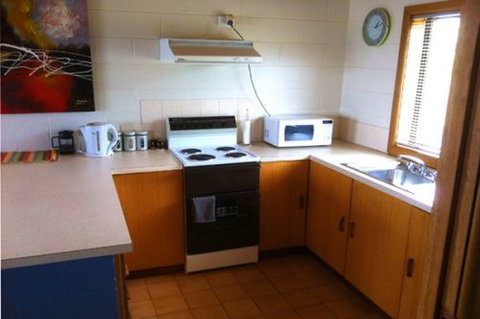 Beachcomber - Palm Beach Accommodation 5