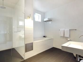 Harbour Rocks Hotel Sydney MGallery By Sofitel - Palm Beach Accommodation 44