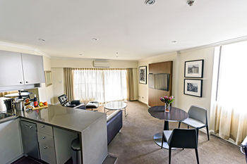 The York By Swiss-Belhotel International - Palm Beach Accommodation 5
