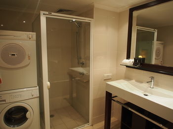 The York By Swiss-Belhotel International - Palm Beach Accommodation 16