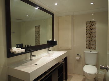 The York By Swiss-Belhotel International - Palm Beach Accommodation 17