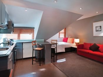 Medina Serviced Apartments Double Bay - Palm Beach Accommodation 3