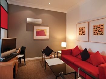 Medina Serviced Apartments Double Bay - Palm Beach Accommodation 9