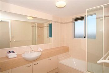 Atlantis Marcoola - Palm Beach Accommodation 0