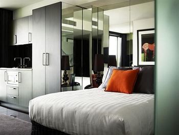 Art Series - The Cullen - Palm Beach Accommodation 26