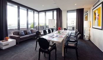 Art Series - The Cullen - Palm Beach Accommodation 44