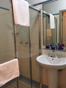 Avonmore On The Park Boutique Hotel - Palm Beach Accommodation 0