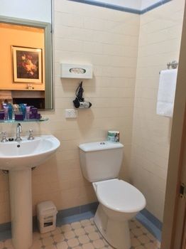 Avonmore On The Park Boutique Hotel - Palm Beach Accommodation 2