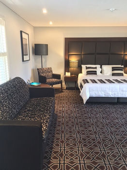Avonmore On The Park Boutique Hotel - Palm Beach Accommodation 7