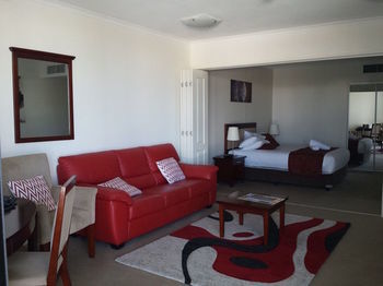 OVR Caloundra - Palm Beach Accommodation 15