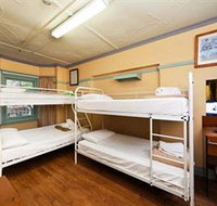 Highfield Hotel - Palm Beach Accommodation