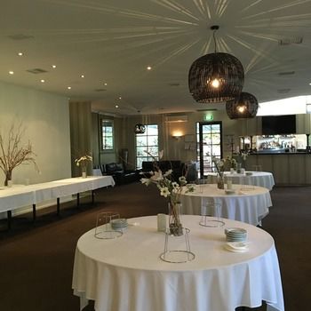 Eltham Gateway Hotel - Palm Beach Accommodation 34