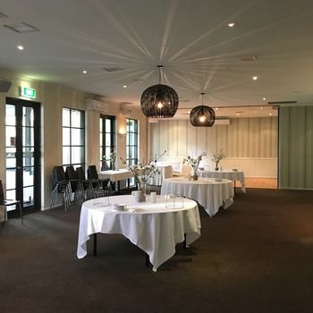 Eltham Gateway Hotel - Palm Beach Accommodation 35