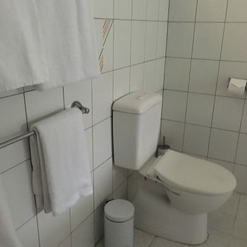 Eltham Gateway Hotel - Palm Beach Accommodation 43