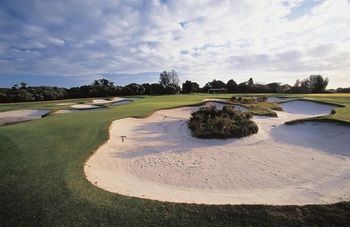 Eltham Gateway Hotel - Palm Beach Accommodation 48
