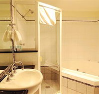Waldorf Randwick Serviced Apartments - Palm Beach Accommodation
