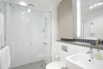 Apartments Ink - Palm Beach Accommodation 3