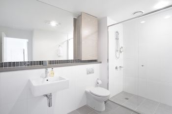 Apartments Ink - Palm Beach Accommodation 5