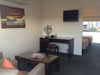 Apartments Ink - Palm Beach Accommodation 24
