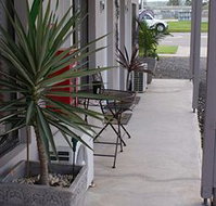 Riverside Motel - Palm Beach Accommodation