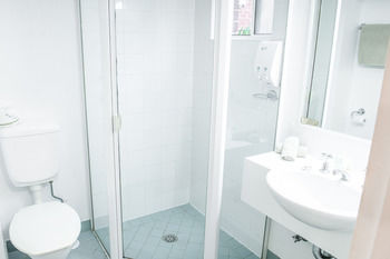 Retreat At Wisemans - Palm Beach Accommodation 11