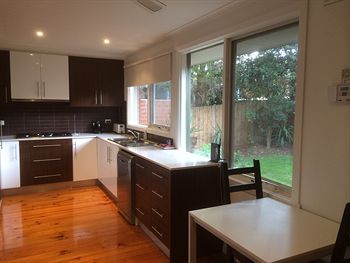 Australian Home Away Doncaster Elgar 2 - Palm Beach Accommodation 13