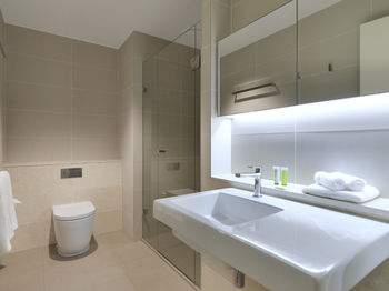 Wyndham Hotel Melbourne - Palm Beach Accommodation 13