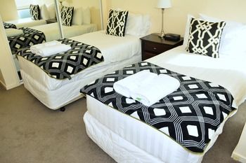 Southbank Apartments - 28 Southgate - Palm Beach Accommodation 14