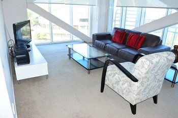Southbank Apartments - 28 Southgate - Palm Beach Accommodation 22