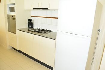 Southbank Apartments - 28 Southgate - Palm Beach Accommodation 26
