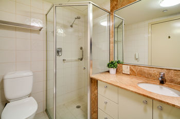Southbank Apartments - 28 Southgate - Palm Beach Accommodation 30