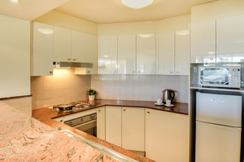 Southbank Apartments - 28 Southgate - Palm Beach Accommodation 33