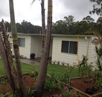 Australian Motor Homes Tourist Park - Palm Beach Accommodation