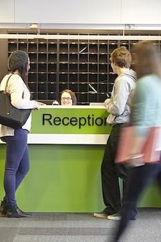 Surrey Hills South ACT Palm Beach Accommodation