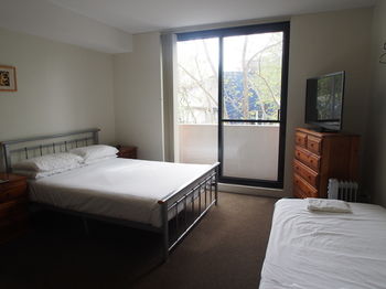 Atelier Serviced Apartments - Palm Beach Accommodation 4