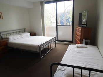 Atelier Serviced Apartments - Palm Beach Accommodation 9