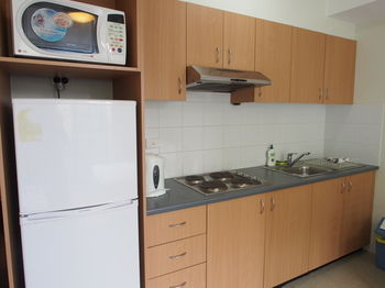 Atelier Serviced Apartments - Palm Beach Accommodation 16