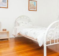 Eltham Retreat - Palm Beach Accommodation