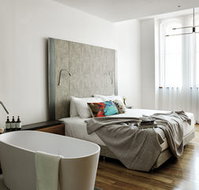The Old Clare Hotel - Palm Beach Accommodation