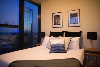 Apartments Of Melbourne Collins Street - Palm Beach Accommodation 5