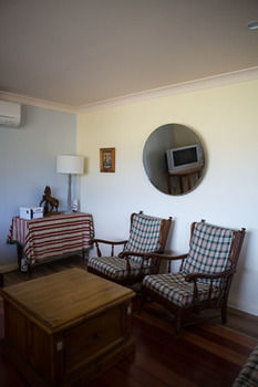 The Wattle Lodge - Palm Beach Accommodation 17
