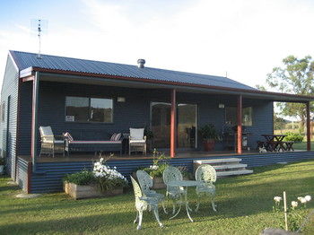 The Wattle Lodge - Palm Beach Accommodation 25