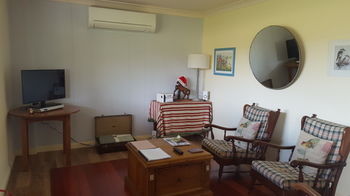 The Wattle Lodge - Palm Beach Accommodation 33