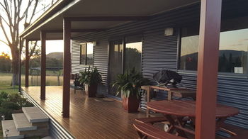The Wattle Lodge - Palm Beach Accommodation 36